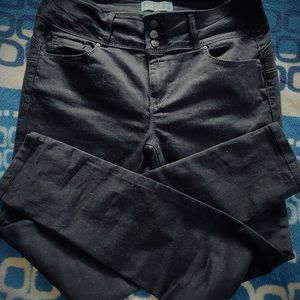 Black jeggin size 13